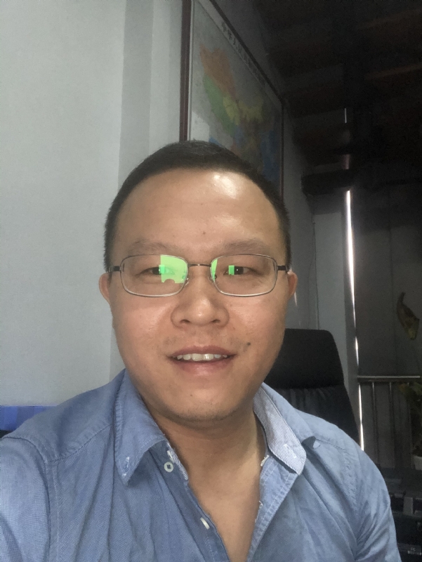 小吴的第一张照片--金华认干亲服务网